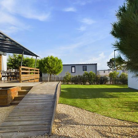 Beau Chalet Pour 4 Pers - Acces Piscine Chauffee Bretignolles-sur-Mer Exterior photo